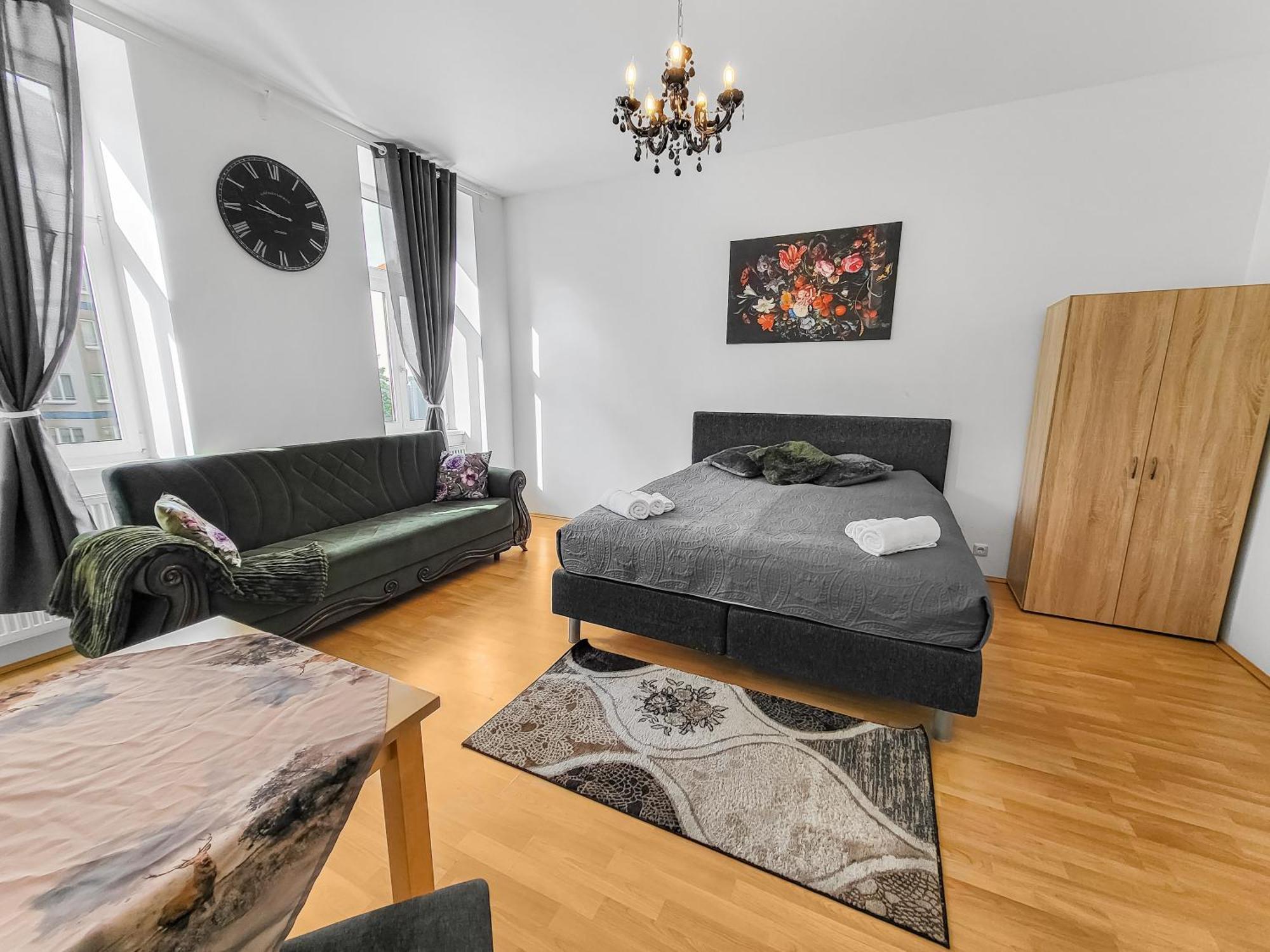 Davidov Stays Danube Vienna Room photo